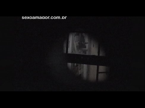 ❤️ Blondie ezkutuan grabatzen du auzoko voyeur batek adreilu hutsen atzean ezkutatuta ️ Etxeko pornoa pornoan eu.com-porn-zog.ru ﹏