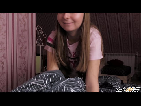 ❤️ Blondie-k bere BFF-ren sakon zurrupatzen du eta esperma jasotzen du ahoan ️ Etxeko pornoa pornoan eu.com-porn-zog.ru ﹏