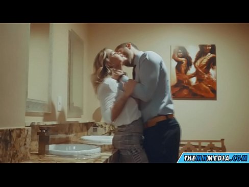 ❤️ Ilehoria busti batek komun publiko batean seduzitzen zaituenean ️ Etxeko pornoa pornoan eu.com-porn-zog.ru ﹏